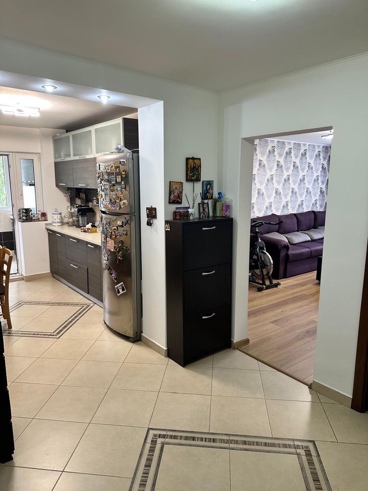 Apartament 4 camere de inchiriat zona Crangasi - Poză 1