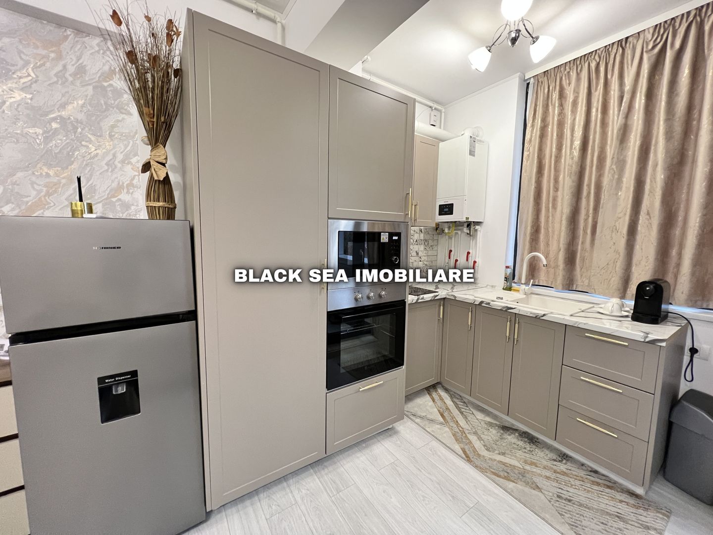 Garsonieră Ultramoderna de vânzare – Hanul cu peste - Ocazie Unica - Poză 8