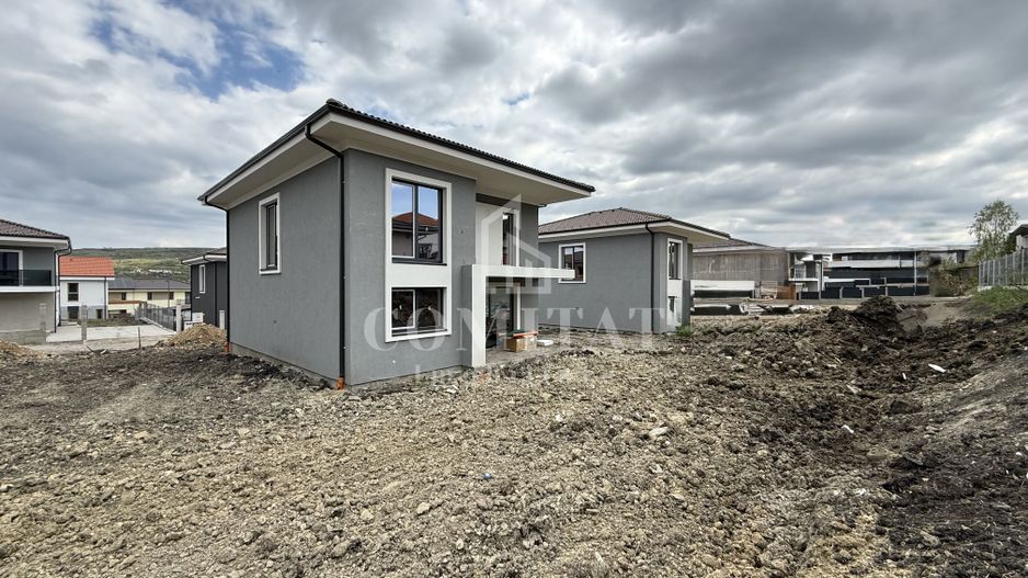 Nou pe piață | case cu 500 teren | ansamblu nou construit - Poză 1