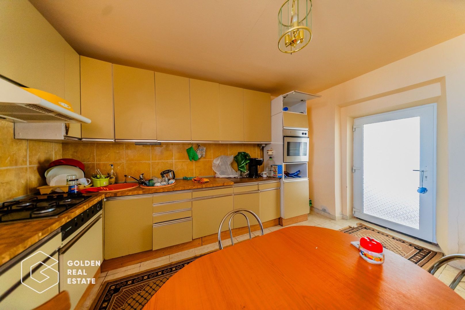 Casa situata in comuna Seitin, la cheie - Poză 14