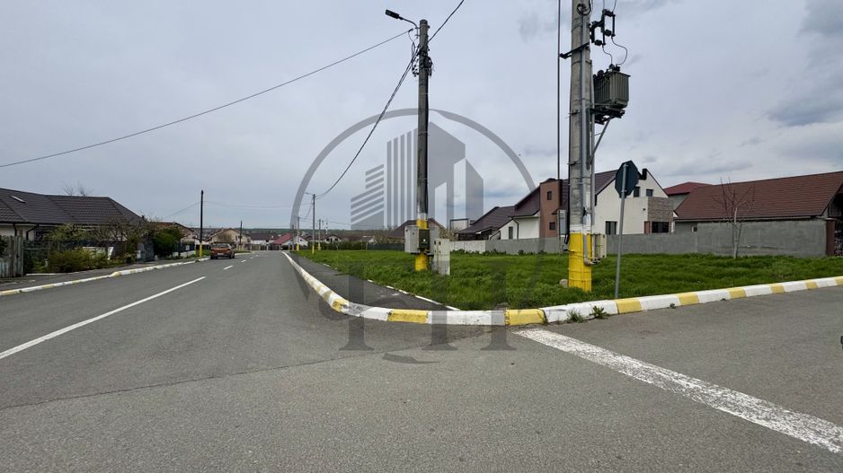 SOLD/VANDUT - Teren intravilan de vanzare Valu lui Traian - Poză 5