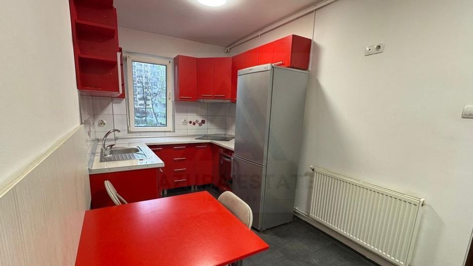 Apartament renovat 3 camere 2 dormitoare pivnita in zona Mihai Viteazu - Poză 7