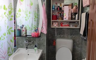 ageuropa.ro vinde ap 3 cam 66mp la etajul 4 în Micro 16. - Poză 8