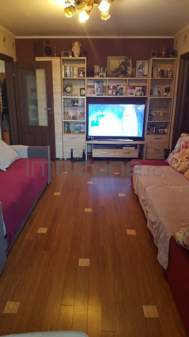 Complex Apusului 4 camere, etaj 3/4, 2 bai, bloc din caramida, 2 boxe! - Poză 2