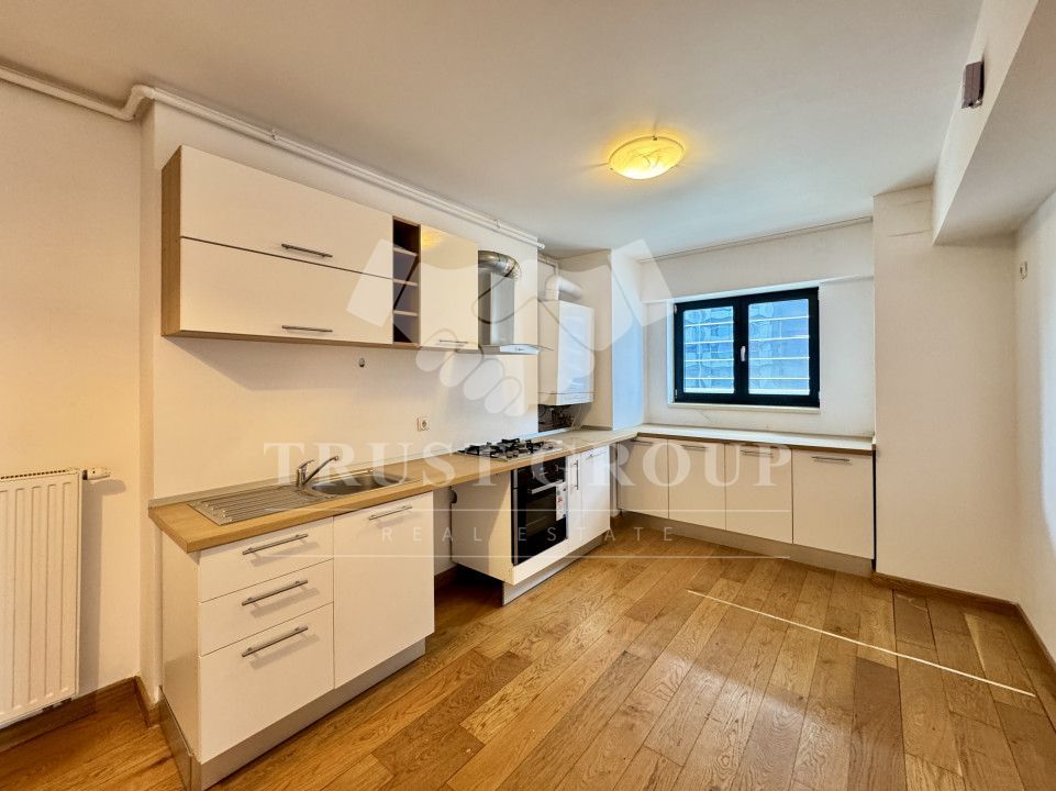 Apartament 3 camere Upground | Loc de parcare | 5 min de metrou - Poză 12