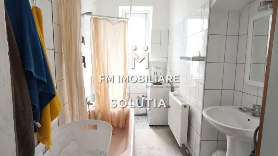 Casă deosebită, situată Ultracentral în Baia Sprie! - Poză 10