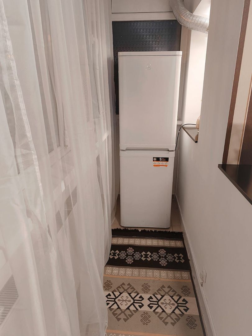 GARSONIERA ELEGANTA METROU PIATA MUNCII - Poză 7