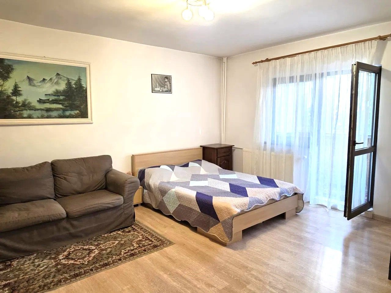Vanzare Garsonieră 41 Mp Bloc Mixt | Zonă Premium Decebal / Metrou Piata Muncii - Poză 1