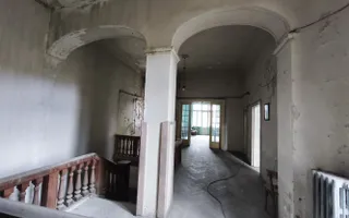 Casă cu farmec istoric în zonă protejată Rosetti, ideală pentru restaurare - Poză 13