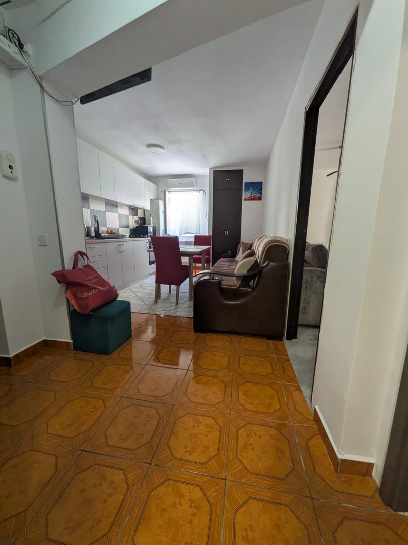 Apartament cu 2 camere decomandat de vânzare – Zona Stejarului - Poză 4