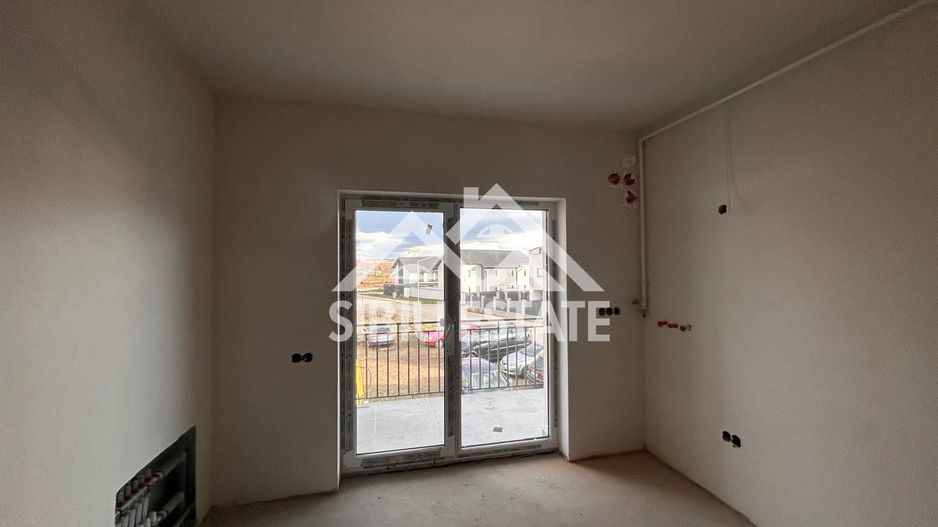 Apartament modern 2 camere, pod amenajabil, balcon,  parcare inclusa - Poză 4