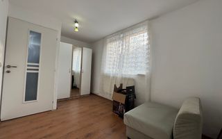 Casă cu curte comună, Zona Sala Sporturilor! - Poză 1