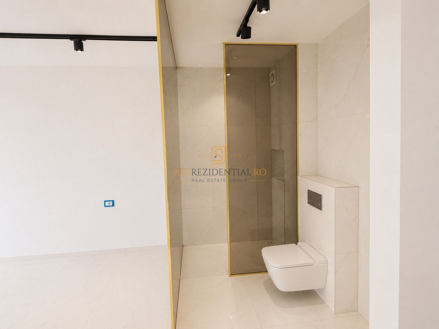 Apartament Premium cu 4 camere și 2 locuri de parcare incluse - Poză 14