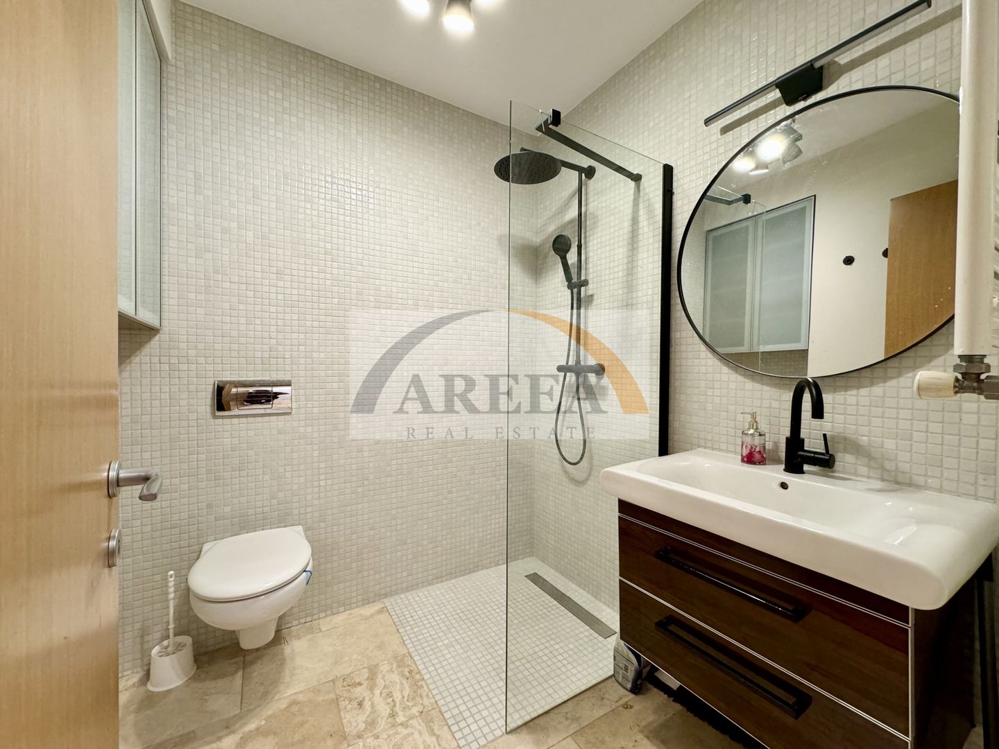 Apartament la parter,lux,spatios+terasa aflat in Aviatiei-Baneasa - Poză 11