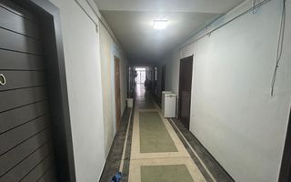 Garsoniera tip Cameră Tractorul, etaj intermediar - Poză 3