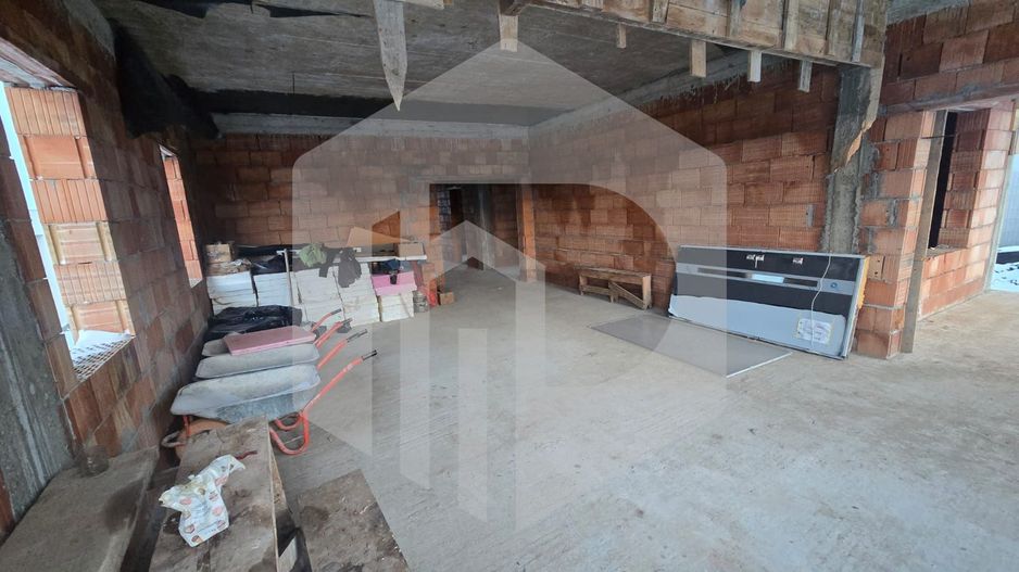 Casa 4 camere pe un singur nivel Tineretului Selimbar - Poză 3