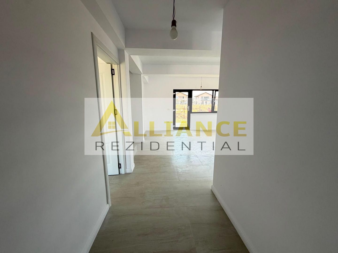 CASĂ INDIVIDUALĂ PREMIUM – COMUNA BERCENI - Poză 2