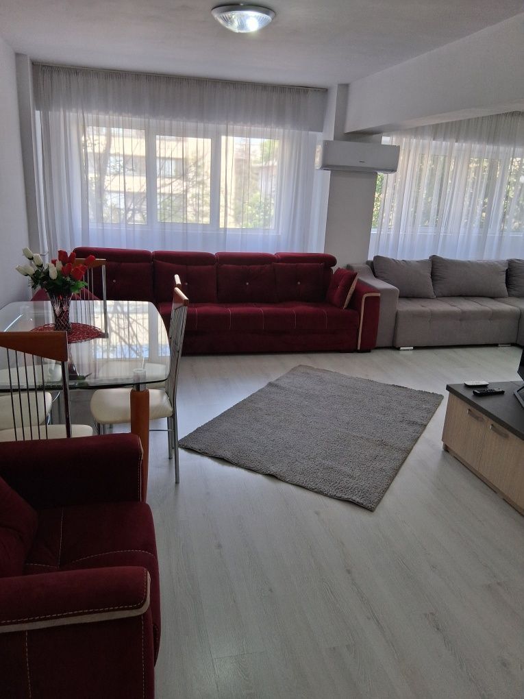 3 camere decomandat modern, 90 mp, 2 bai, etaj 2, pret excelent - Poză 2
