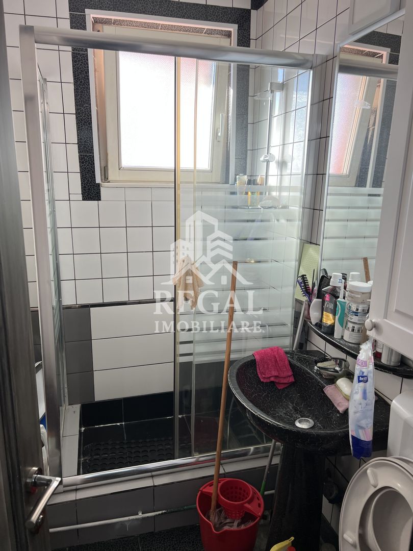 Apartament de vânzare – 2 camere, zona centrală, bloc H6 - Poză 4