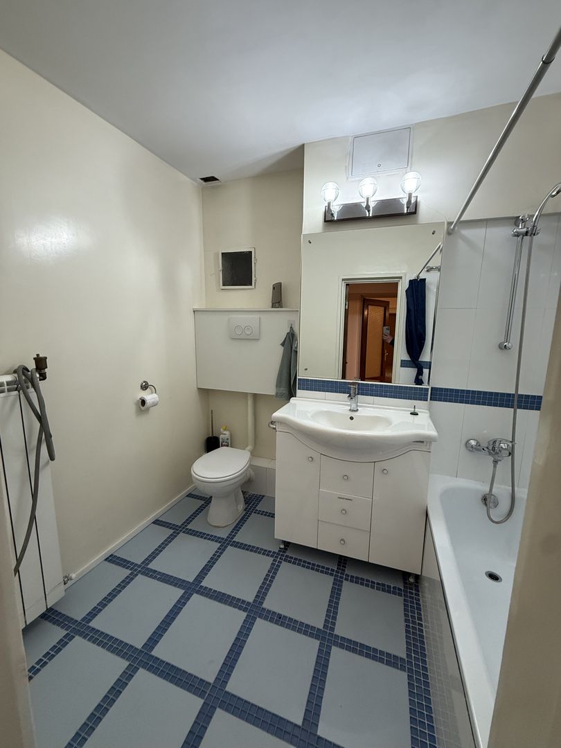 Apartament elegant I Piață Universitatii I 106 MP I 5 minute Metrou - Poză 7