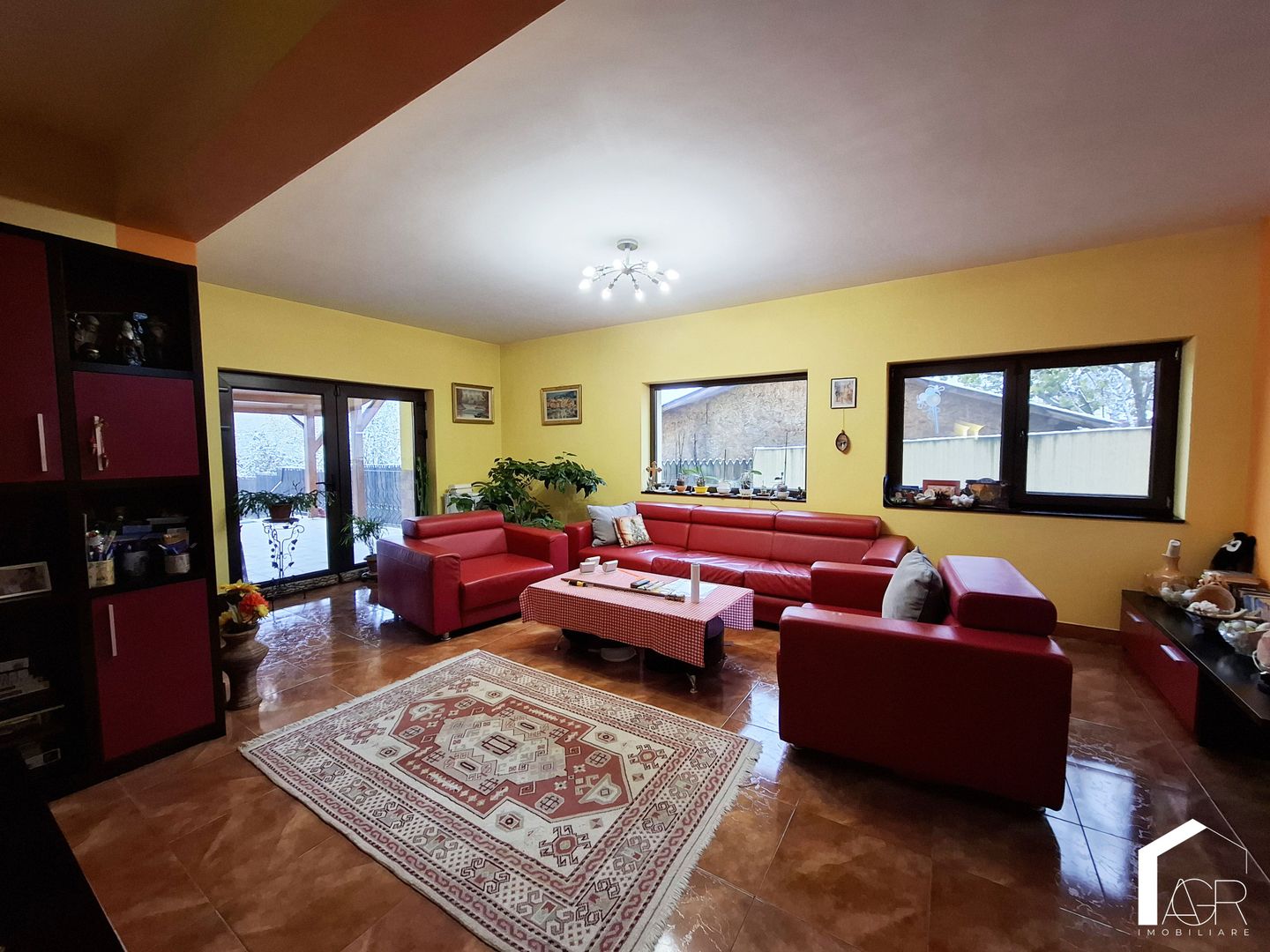 Vila cu 4 camere, Gageni - Poză 4