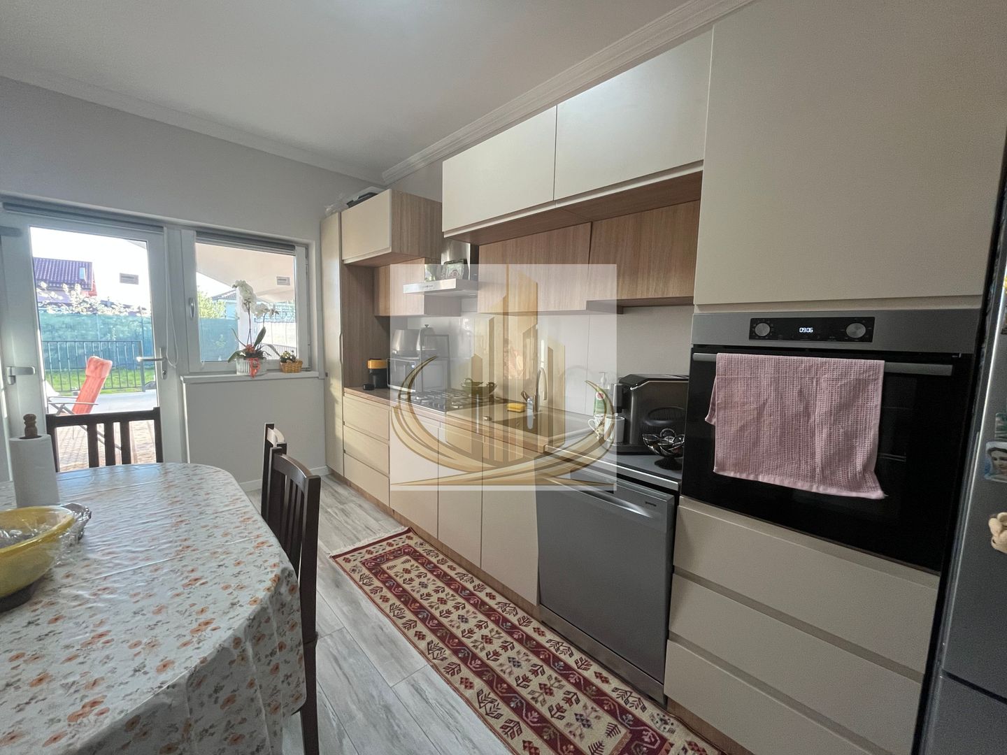 Duplex pe parter cu curte generoasa | Mosnita Veche - Poză 2