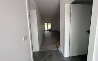 Sanmihaiu Roman, Duplex pe Parter, 3 camere,2 bai,terasa spatioasa - Poză 4