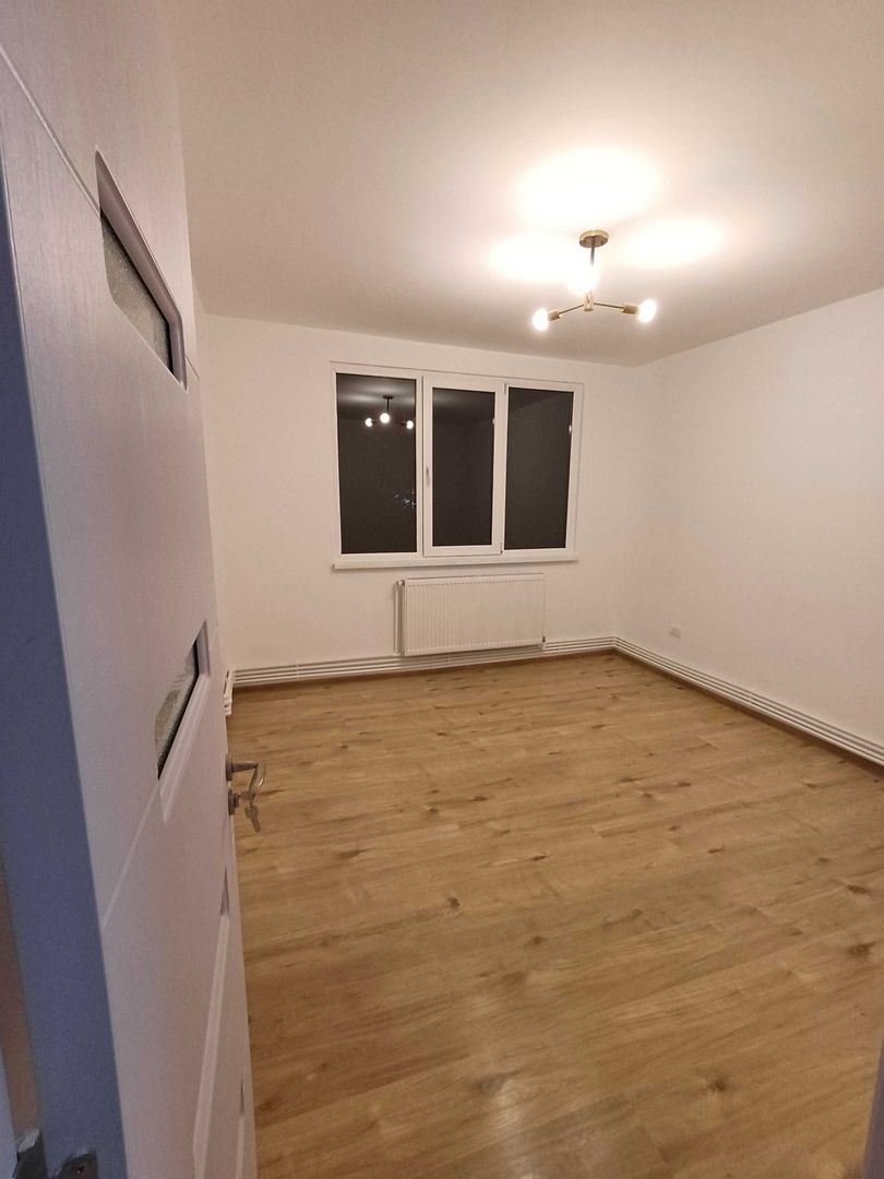 Apartament  2 cam, Micro 16,et 4,renovat toatal - Poză 5