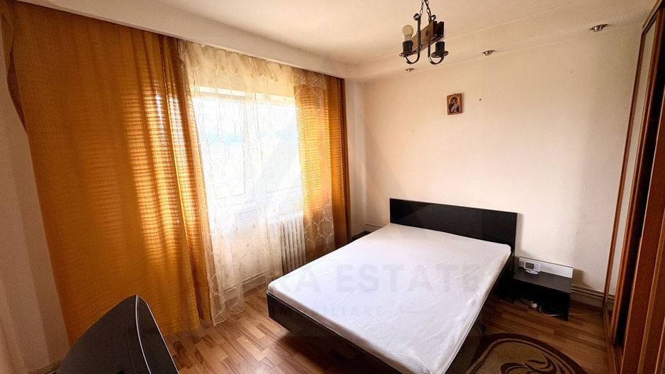 Apartament 2 camere decomandat cu balcon și pivniță în Vasile Aaron - Poză 8