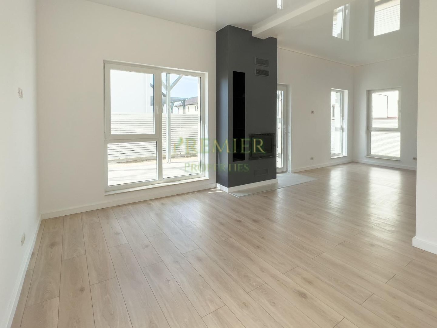 Casă individuală Pipera–Tunari | Finisaje de lux | Șemineu autentic | 4 camere - Poză 8