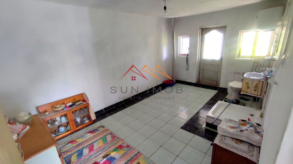 CASĂ DE VÂNZARE | 9 CAMERE | TEREN 1.000 MP | BĂICOI – ZONĂ CENTRALĂ - Poză 16