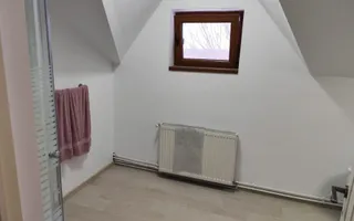 Casa P+1 Baicoi 2700 mp zona rezidentiala. - Poză 18