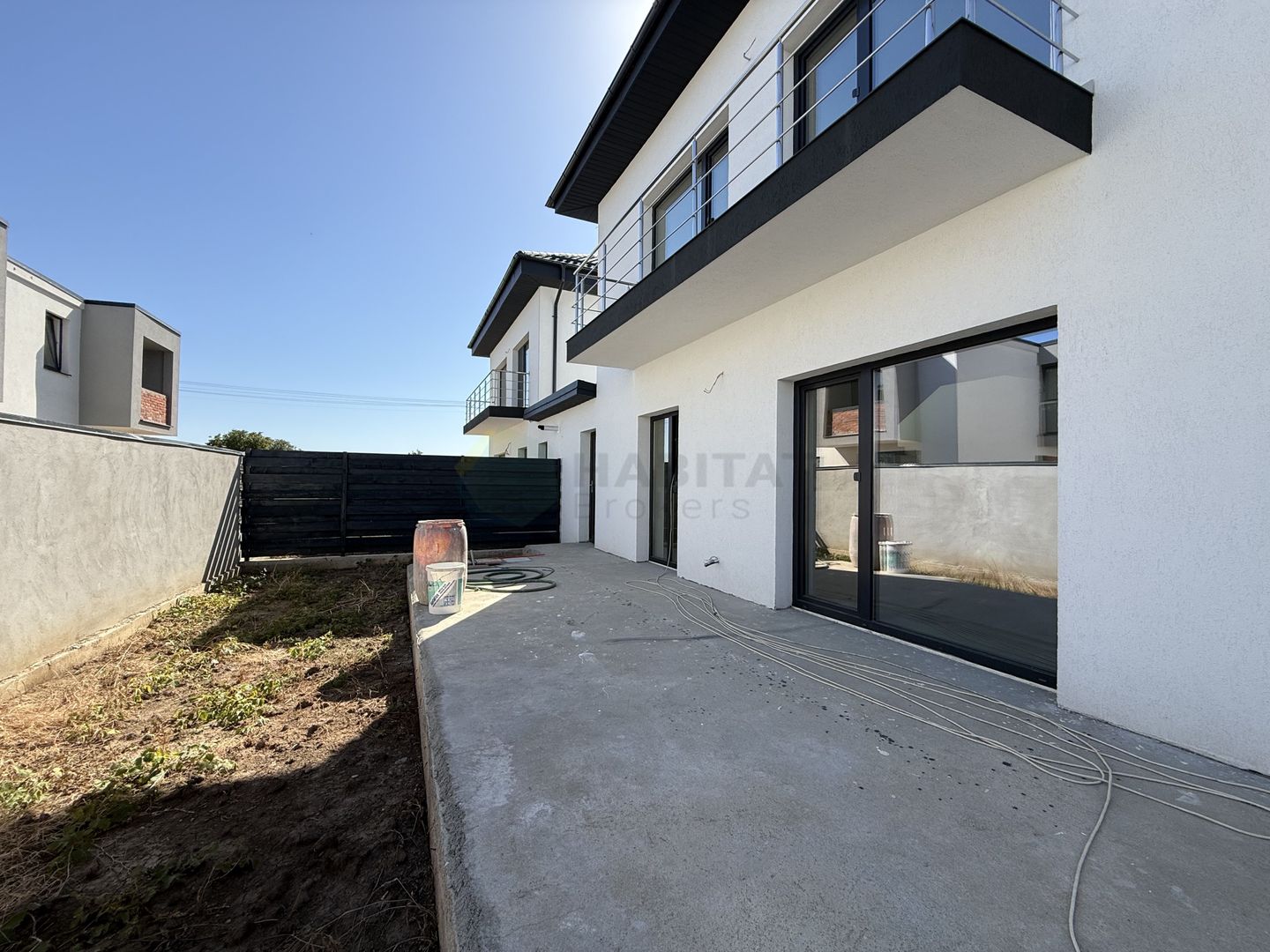 Vila 5 camere Tunari langa Cosmopolis - Poză 18