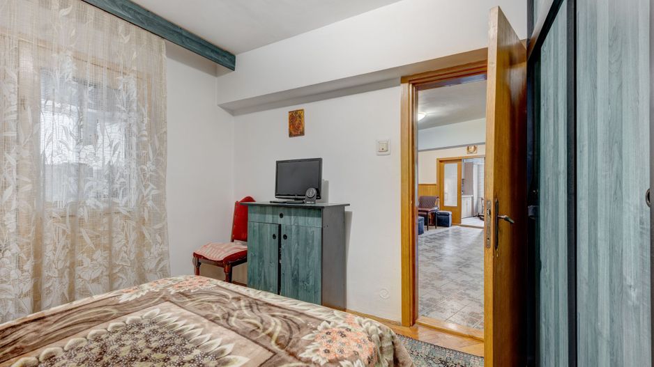 Oportunitate! Apartament 4 Camere 1 Minut Metrou Universitate - Poză 12