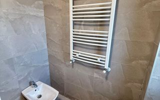 Apartament pe doua nivele 3 camere  Valea Lupului - 650 euro - Poză 19