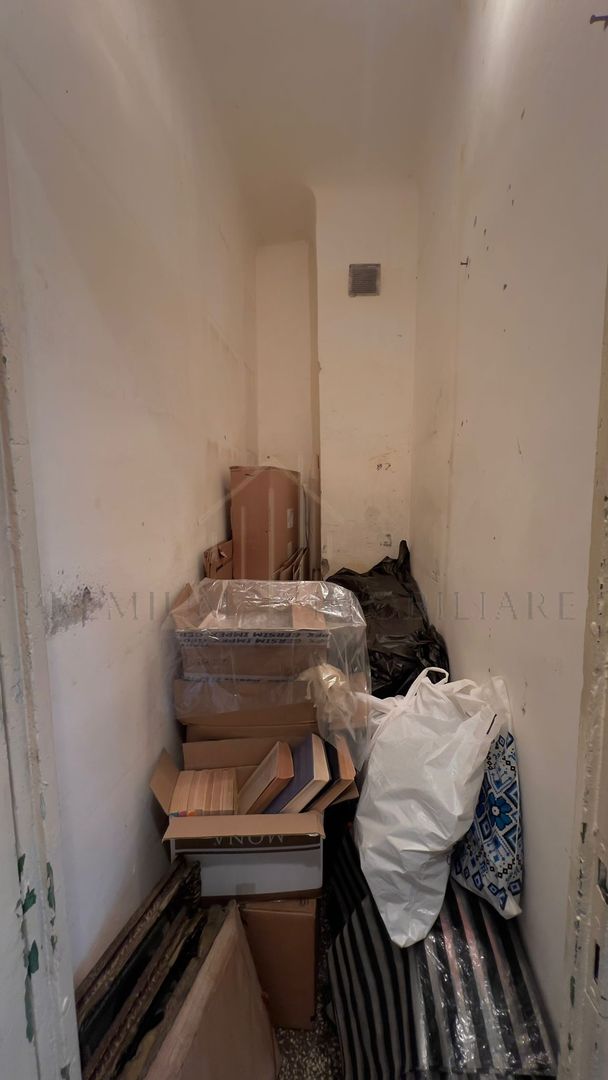 Apartament 2 camere etaj 1 cu boxa zona centrala - Poză 7