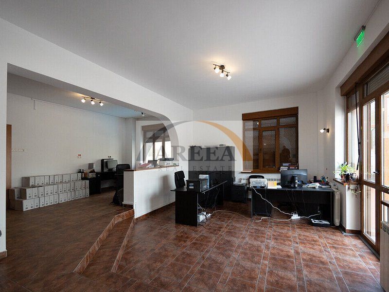 Vila cu 750 mp utili si teren de 1.480 mp in Erou Iancu Nicolae - Poză 16