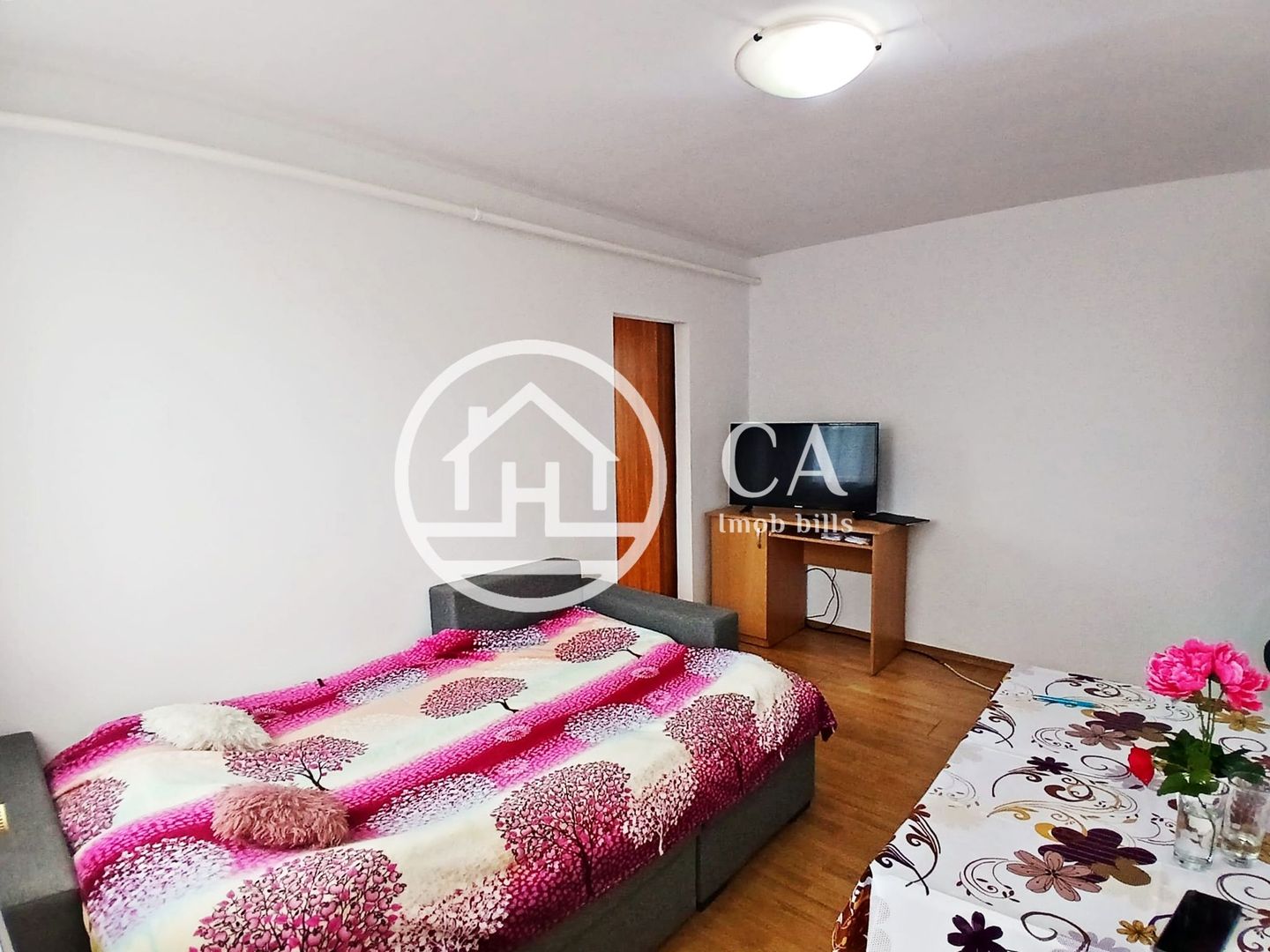 Apartament cu 2 camere de vanzare in Zona Rogerius, Oradea - Poză 2