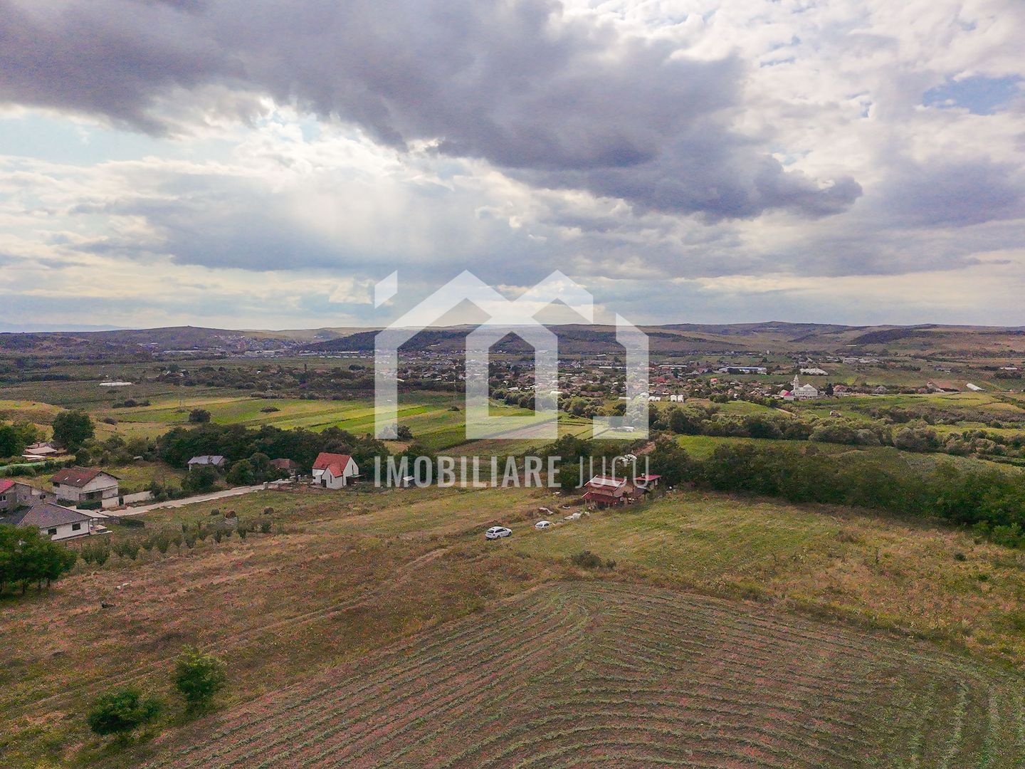 Teren cu priveliște | 1.900 mp și front 32 m – Jucu de Sus - Poză 4