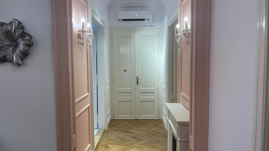 Apartament de lux în inima Oradiei – locație premium lângă Gojdu - Poză 10