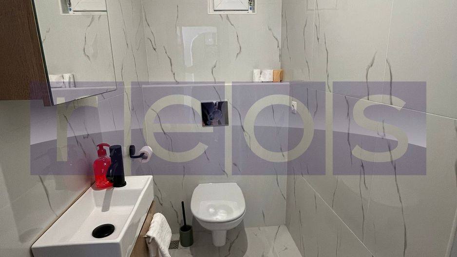 De vanzare apartament 3 camere Bd Dacia decomandat 2 bai 79 mp utili - Poză 8