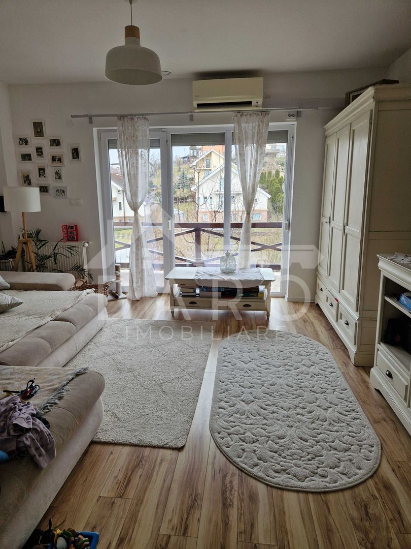 🏡 Casă de vânzare Livezeni | Curte proprie + terasă  170.000 € - Poză 1