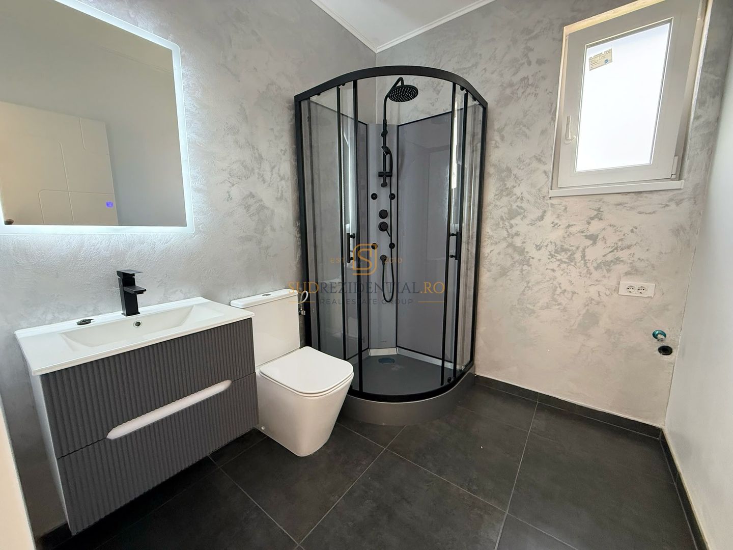 Casa 4 camere - curte 450 mp, str. Zanelor, Comuna Berceni, Ilfov - Poză 10