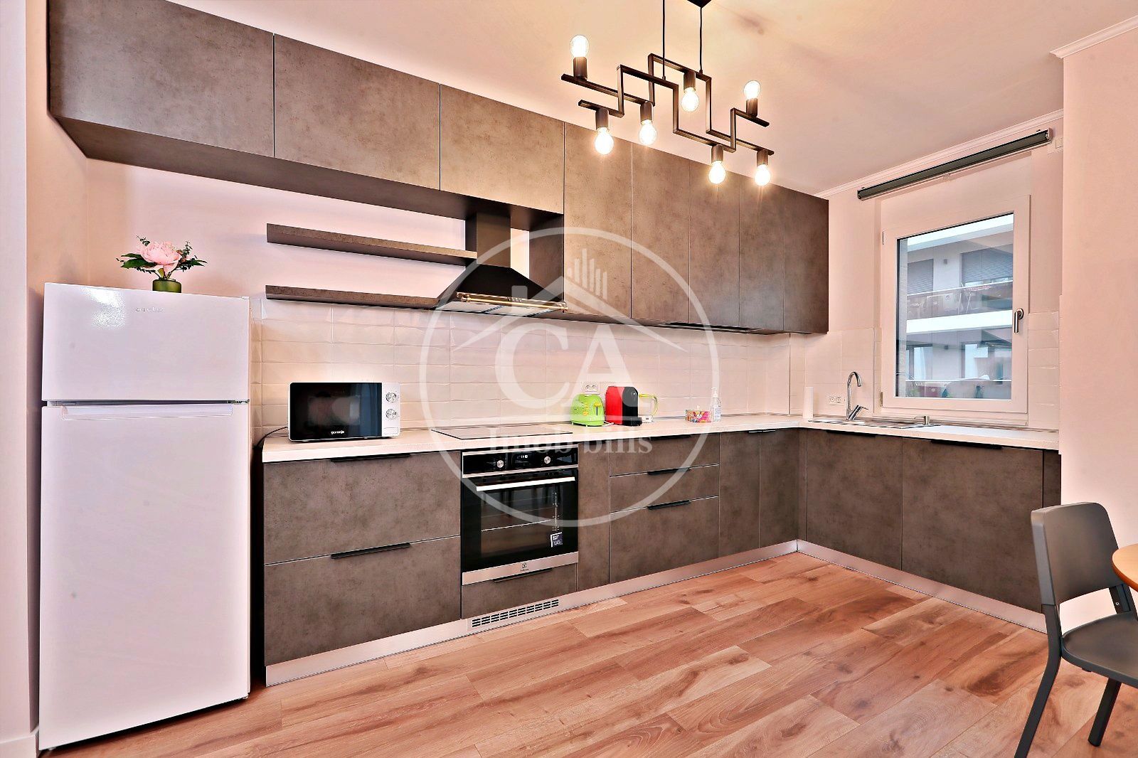 Apartament cu 3 camere de închiriat in WEST RESIDECE, Oradea - Poză 5