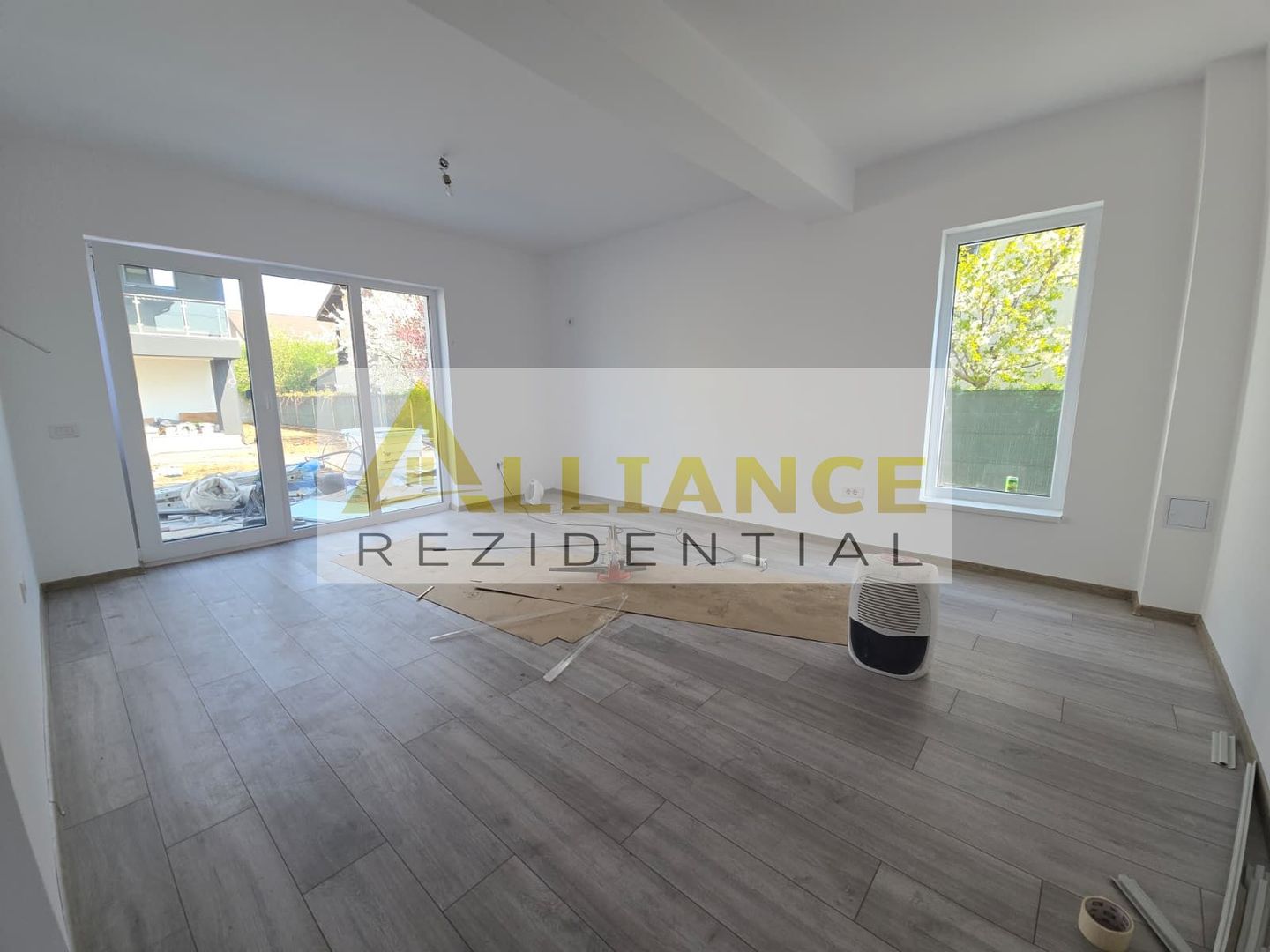 Vila 5 Camere | La 100 m de Blv. - Poză 8