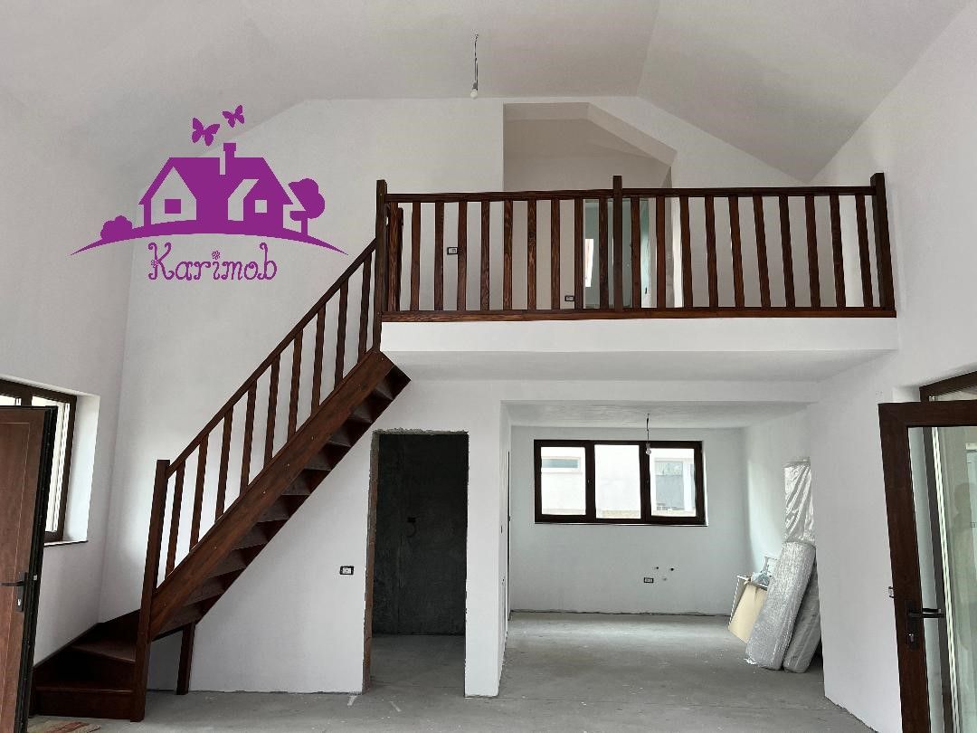 Casa in cartierul Tineretului - Poză 1