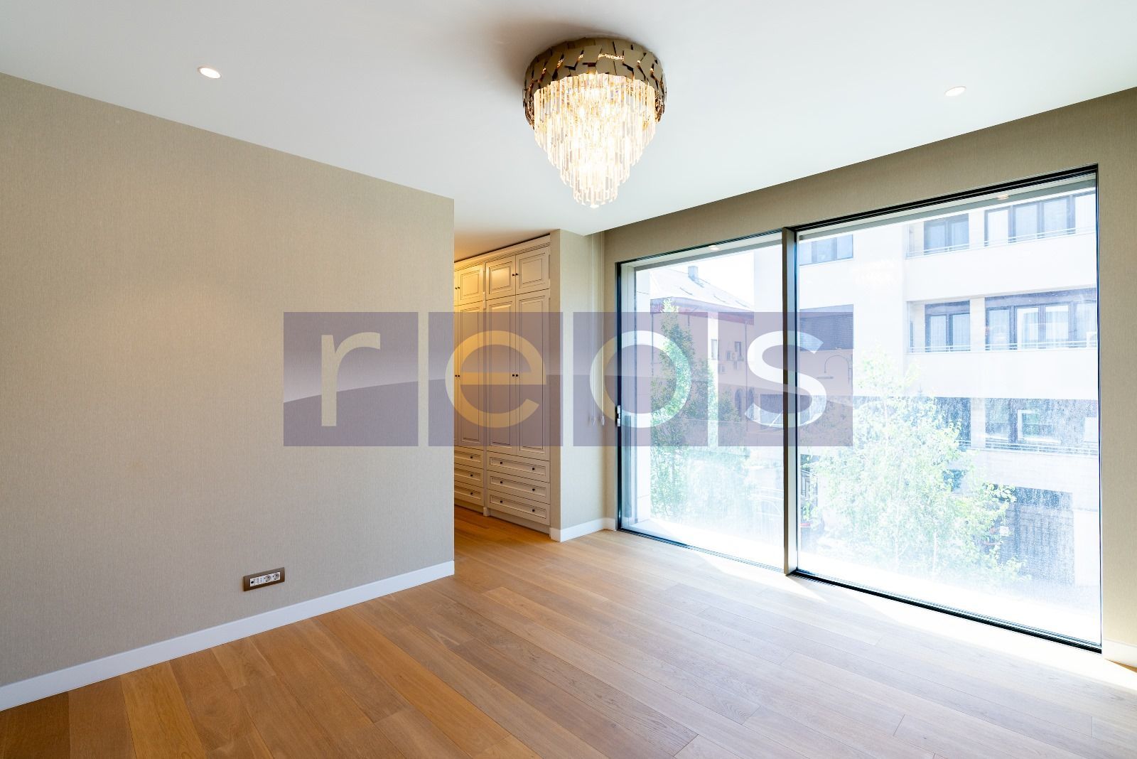 APARTAMENT PREMIUM ZAMBACCIAN | 180 MP | 4CAMERE| LOC PARCARE - Poză 2