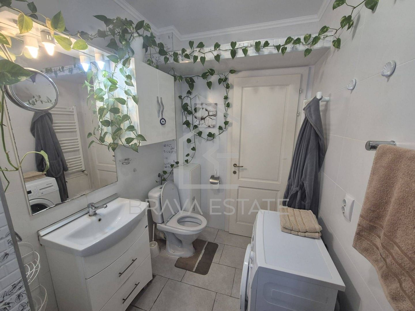 Apartament 2 camere, balcon, parcare , zona Floresti - Poză 3