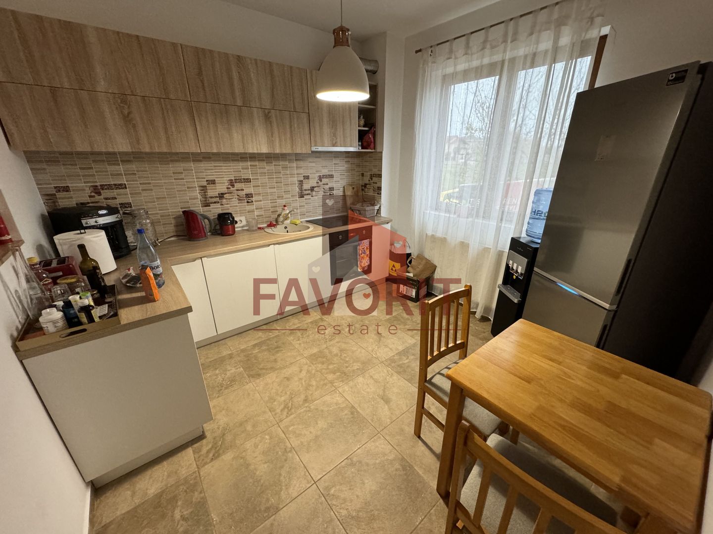 Casa cu garaj, langa padure in Dumbravita, mobilata si utilata - Poză 4