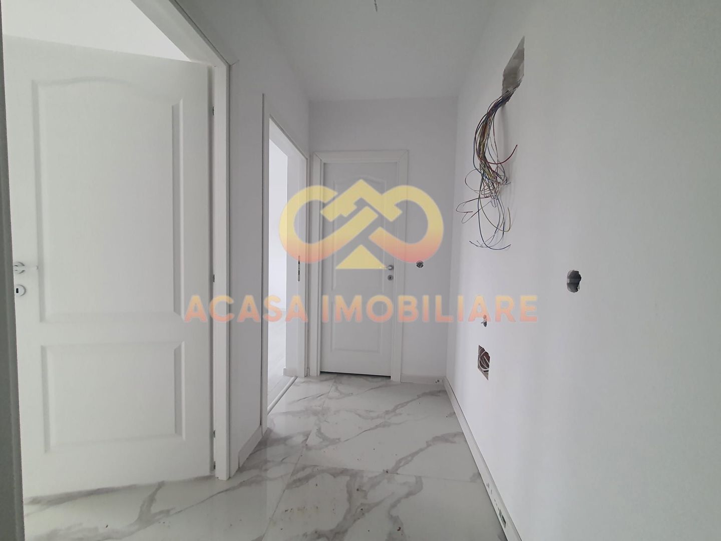 LUNCA CETATUII  FINALIZAT APARTAMENT 1 CAMERA 30MP - Poză 4